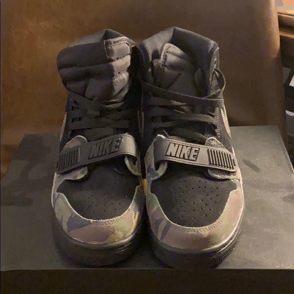 Nike Air Jordan Legacy 312